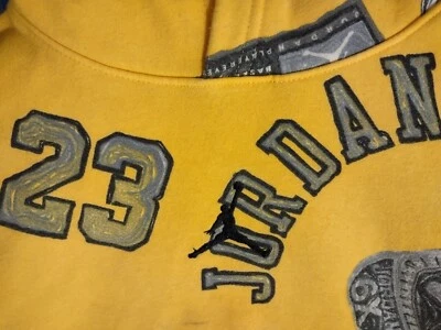 Lot 2, MED Youth 10-12yo Nike Hooded 80-20%Cott Poly Sweatshirt,& 100% Poly Zipp - Image 1 of 4