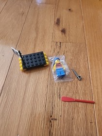 Lego vintage pirate 1733 Shipwrecked Pirate  - No instruction