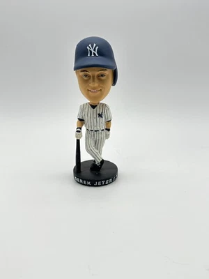 Derek Jeter #2 Limited Edition Yankees Universe Bobblehead - Image 1 of 4
