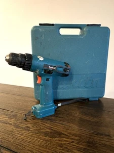 Taladro atornillador inalámbrico Makita modelo 6201D y caja SIN PROBAR - Imagen 1 de 13