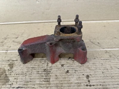 Colector de escape Toyosha CS86 OEM Hinomoto C142 C144 Massey Ferguson 1010 1020 Foto 1 de 4