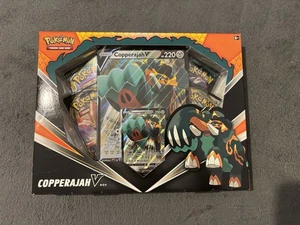 Rare 2020 Pokémon Copperajah V Box - 4x Booster Packs + Jumbo + Promo - Neu  - Bild 1 von 2