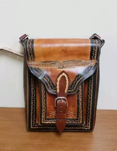 BORSA A MANO VINTAGE IN PELLE LAVORATA INTAGLIATA con tracolla Made in MEXICO NUOVA - Foto 1 di 8