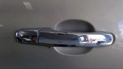 Used Front Right Exterior Door Handle fits: 2009 Gmc Acadia front chrome Front R — 第 1/4 张图片