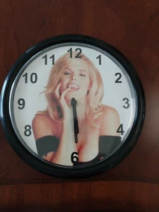 gena lee nolin clock- black - Bild 1 von 2