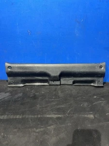 🥇01-05 LEXUS IS300 SEDAN REAR TRUNK LATCH TRIM COVER PANEL 64716-53010 OEM - Picture 1 of 9