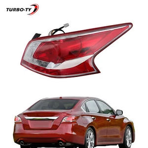 Conjunto de luces traseras LED para Nissan Altima 2013 sedán lente derecha transparente y roja - Imagen 1 de 14