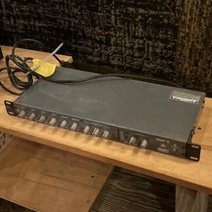 Peavey Architectural Acoustics Heavy Duty SMR6 Mikrofon Controller Rackmontage - Bild 1 von 9