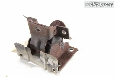 2003-2007 HUMMER H2 6.0L FRONT RIGHT SIDE ENGINE MOTOR MOUNT SUPPORT BRACKET OEM - Image 1 of 4