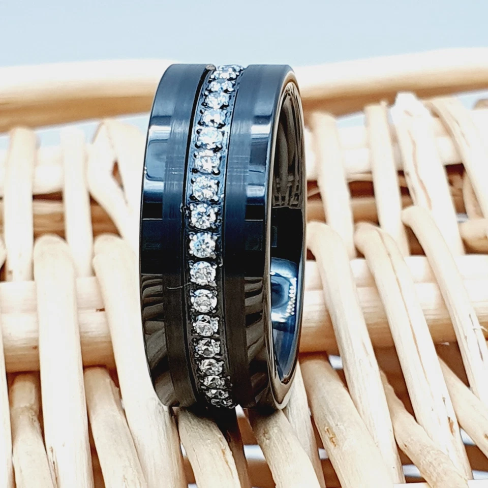 Alianza de boda de eternidad para hombre - tungsteno negro con anillo de compromiso de circonita cúbica blanca Foto 1 de 4