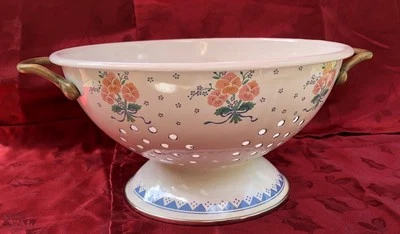 Enamelware Colander Strainer Sieve W Brass Handles Floral Pattern Farmhouse VTG - Image 1 of 4