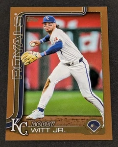2025 Topps Bobby Witt Jr GOLD Border /2025 Kansas City Royals Series One #100 - Bild 1 von 4