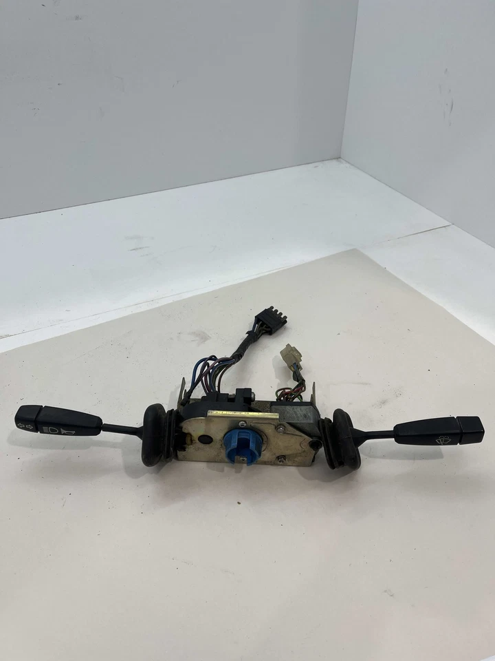 2006 LAND ROVER 90 BASE Combination Switch - Image 1 of 1