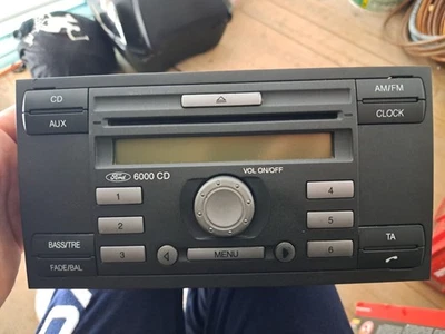 AUTORADIO ORIGINALE FORD Fiesta mkV 5° Serie 6S61-18C815-AJ 2005 2006 2007 2008 - Immagine 1 di 2