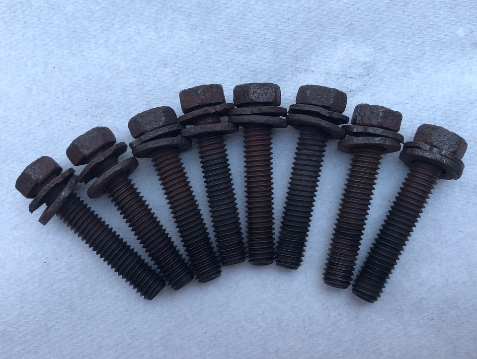 OEM 8 Ea. "Ford Mustang 289 65-68 2 1/8"" pernos colector de escape usados" Foto 1 de 1