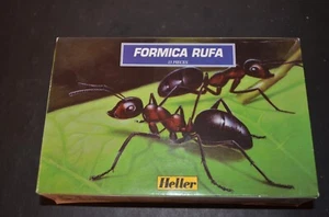 Vintage Heller FORMICA RUFA 79400 Ant Insect Plastic Model Kit RARE SEALED - Picture 1 of 3