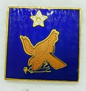 WWII 2ND ARMY AIR FORCE PIN - CURRENT PRODUCTION - GREAT FOR CAPS/JACKETS! - Picture 1 of 3