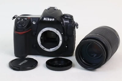 CÁMARA DIGITAL SLR NIKON D300S CON LENTE AF NIKKOR 70-300 MM 1:4-5.6D ED | NEGRA Foto 1 de 4