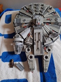 Lego Millennium Falcon 75105