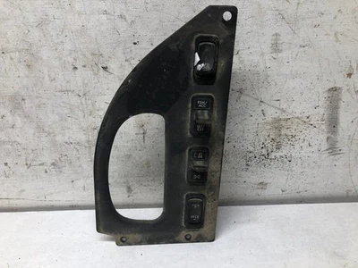 Panel de tablero Freightliner M2 106 SWITCH - Usado Foto 1 de 4