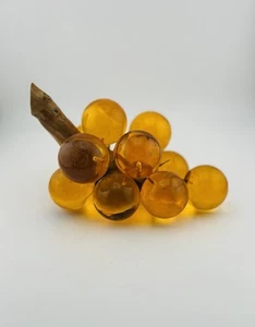 Vintage MCM Orange Amber Large Lucite Grapes On Driftwood - Picture 1 of 8
