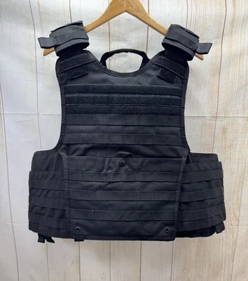 Tactical MOLLE Carrier Vest Size XL - Image 1 of 4