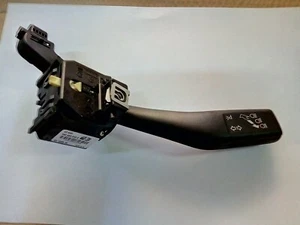 SKODA ,OCTAVIA 2004-2013 Turn Signal NEW 1K0953513E GENUINE - Picture 1 of 6