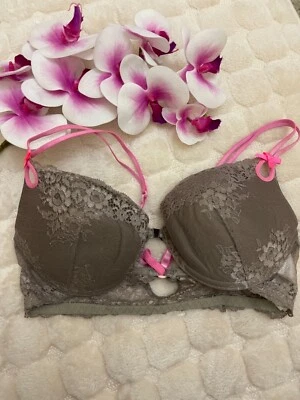   Sujetador con aros acolchado gris rosa H&M talla it4b us36b eu80b   Foto 1 de 4