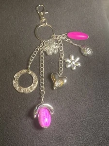 Heart & Flower Charms Keychain Keyring Pink. With Clip-on - Picture 1 of 7
