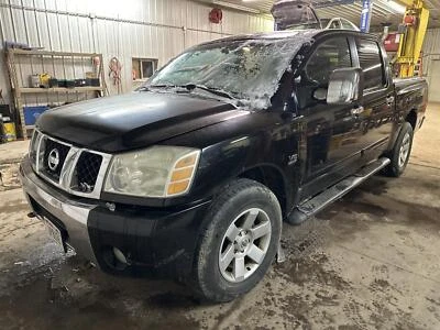 Conjunto de filtro de aire usado se adapta a: Nissan Titan 2004 grado A Foto 1 de 4