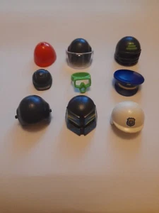 Playmobil Konvolut verschiedene Hüte Helm, Mütze.....Y - Bild 1 von 1