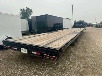 2024 Other 102 X 40 Equipment Trailer DECKOVER TRAILER TRAILERS - Image 1 of 4