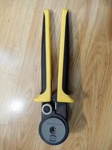 Harting 09990000888 CRIMPING TOOL, 12AWG, FOUR-INDENT, YELLOCK CONTACTS - Picture 1 of 3