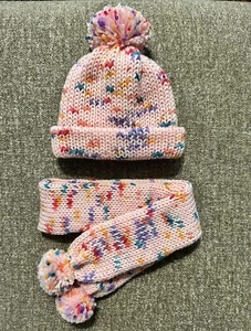 Handmade Toddler - 3 Years Girl Hat Beanie Scarf Set NEW Pink Multi Winter - Picture 1 of 1