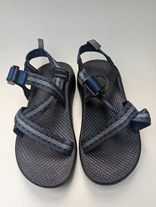 Chacos Blue Adjustable Pull Strap Sandals Kids Size 4