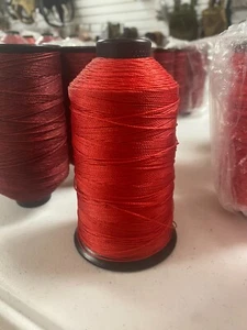 The Thread Exchange 277 Nylon Bonded - Scarlet 2003 1/2LB KS TR350HS -10/20 - Picture 1 of 2