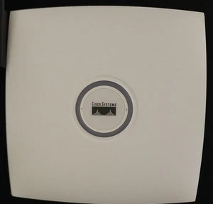 Cisco AIR-AP1131AG-A-K9 Aironet 1131AG (Set of 2) - Picture 1 of 7