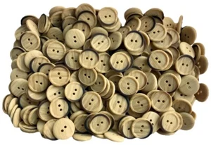 Buttons 20mm 32L Light Brown Natural Wooden Wood EFFECT Craft 2 Hole Button W655 - Picture 1 of 24