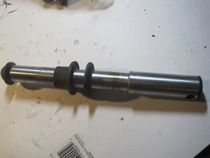 BMW K100 K100RS K100RT RS RT K589 REAR WHEEL RIM AXLE ASSEMBLY - Picture 1 of 4