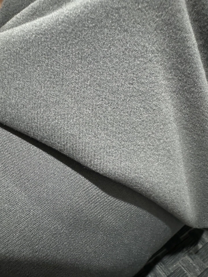VN SS Holden Commodore Vp/vn/vr/vs Velour Grey Seats,doors Fabric 25i Trim Code - Image 1 of 4