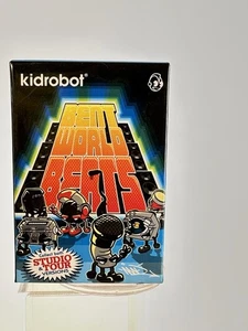 Kidrobot MAD Band Word Beats Figur Studio Series  Designer Art Toy Vinyl Action - Bild 1 von 5