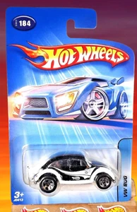 2005 Hot Wheels Kar Keepers #184 VW BUG Black-White w/Chrome 5 Spoke Wheels - Picture 1 of 5