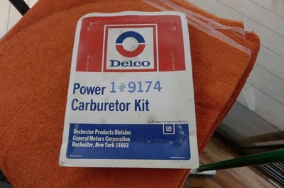 KIT CARBURADOR DE POTENCIA DELCO GM DE COLECCIÓN ROCHESTER 4 BARRILES -69-71, VETTE 7039174 Foto 1 de 3