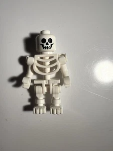 LEGO Minifigure Scheletro Bianco Teschio Faccia Corpo Gabbia Coracica 31733 Castello Ninjago - Foto 1 di 7