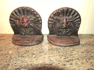 ANTIGUO SUJETALIBROS DE HIERRO PESADO MASON'S SHRINERS LIBROS DE MASONERÍA TERMINA DE COLECCIÓN 4 LBS - Imagen 1 de 4
