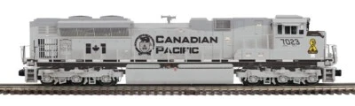 Atlas O 30138144 Military Canadian Pacific CP 3RL SD70ace Locomotive #7023 NEW - Image 1 of 4