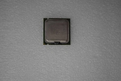 Intel Pentium D Dual Core 820 2.80GHz 800MHz  Socket PLGA775 Processor SL8CP - Image 1 of 2