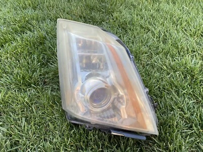 2008 2009 2010 2011 2012 13 CADILLAC CTS RIGHT SIDE XENON HID HEADLIGHT 25897360 - Image 1 of 4