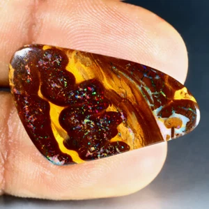 15.97 ct  Fancy Cabochon (29 x 18 mm) Multi Australian Koroit Boulder Opal - Picture 1 of 2