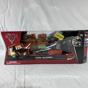 Disney Pixar Cars 2 Tow Mater Missile Sparare Air Hogs RC Truck Set ~ NUOVO SIGILLATO - Foto 1 di 9